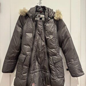 The M Coat Down Maternity and Baby Wearing Coat size Medium